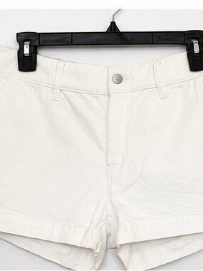 BKE Women's White Casual  Shorts